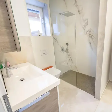 Eiprova By The River *