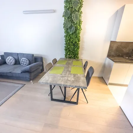 Eiprova By The River Liubliana